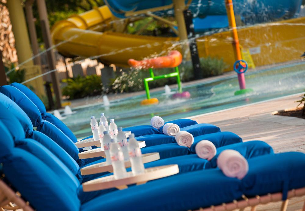 Renaissance Orlando At Seaworld Hotell Williamsburg Exteriör bild